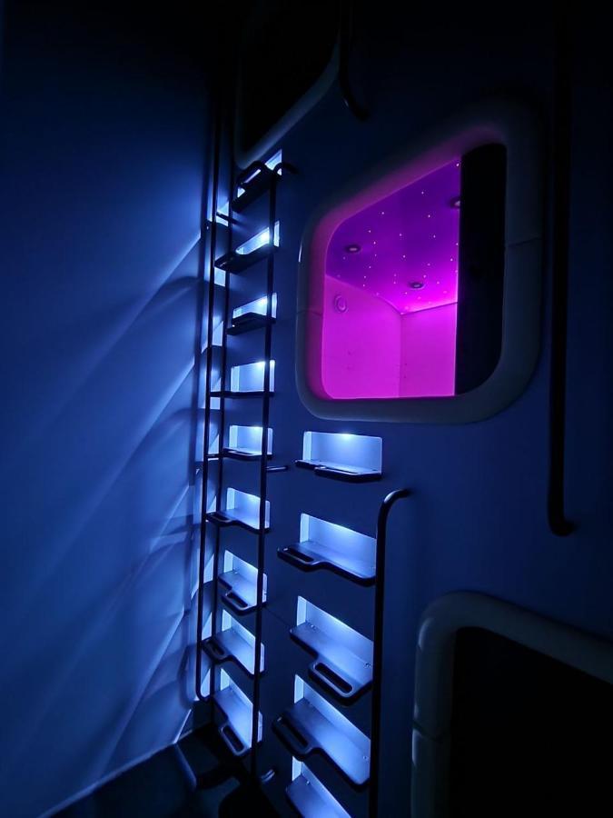 Capsule Hotel Constellation 91 Lviv Dış mekan fotoğraf