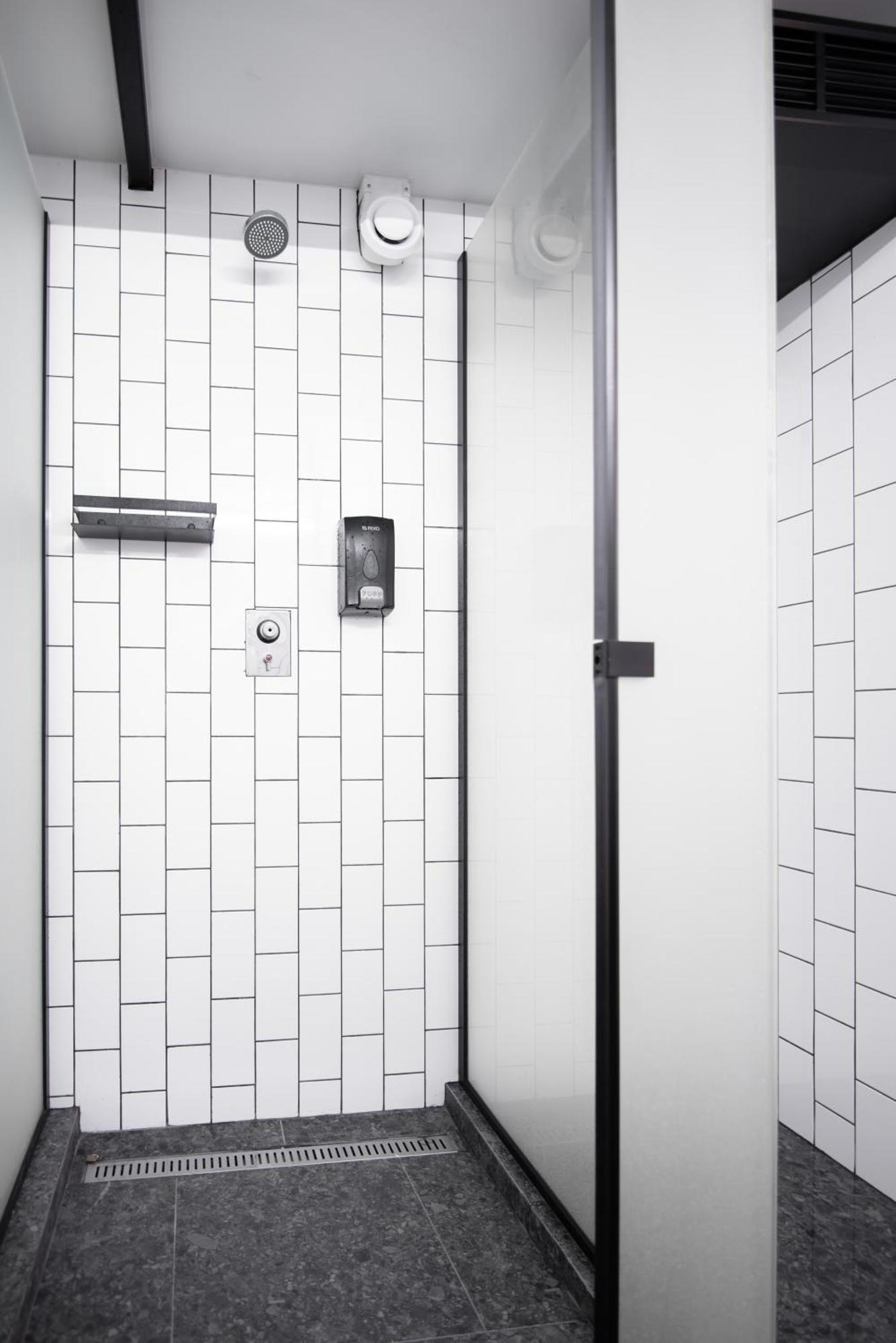 Capsule Hotel Constellation 91 Lviv Dış mekan fotoğraf