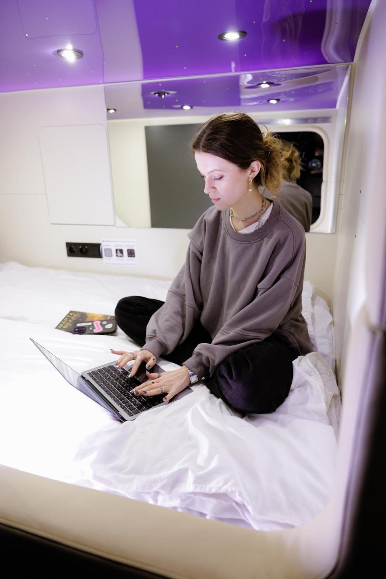 Capsule Hotel Constellation 91 Lviv Dış mekan fotoğraf